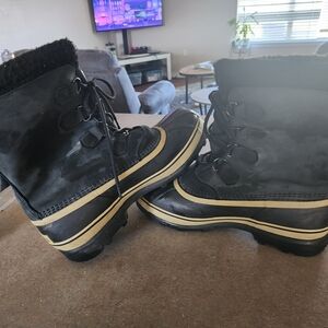 Sorel Men's Black Faux Fur Winter Boots Sz 13 Waterproof Great Condition